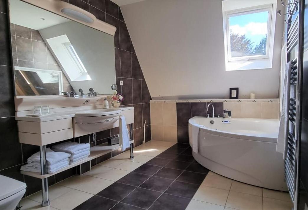 Le Vieux Pressoir Bed & Breakfast Pont-l'Eveque  Luaran gambar